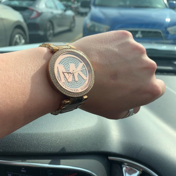 MK ROSE GOLD WATCH - Picture 4 of 4